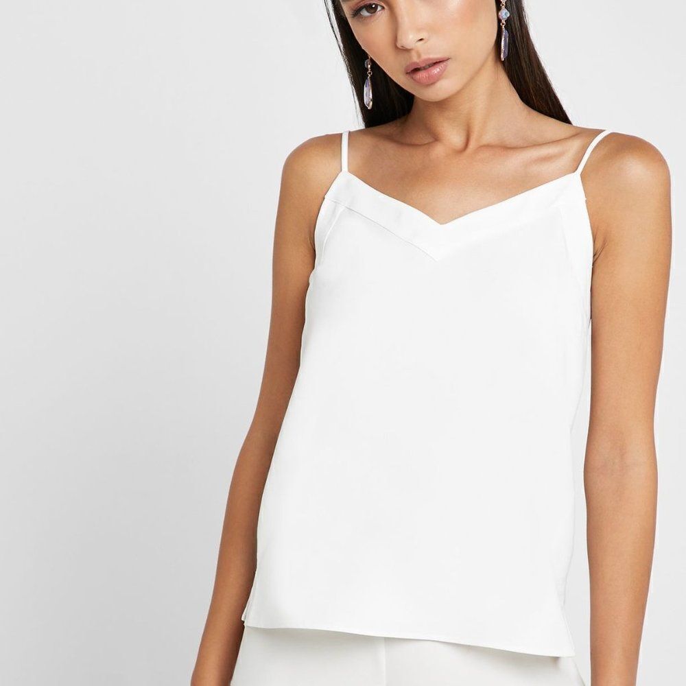 Topshop Ivory V-neck Camisole size 4